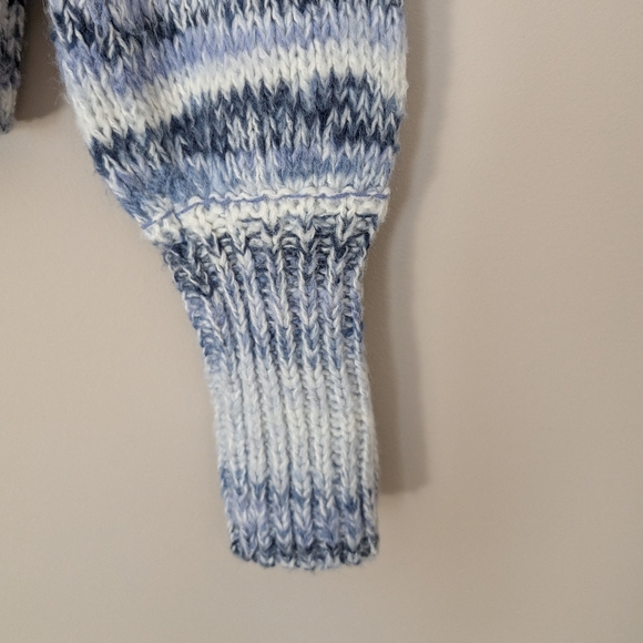 Wild Fable Crop Sweater - Picture 2 of 3